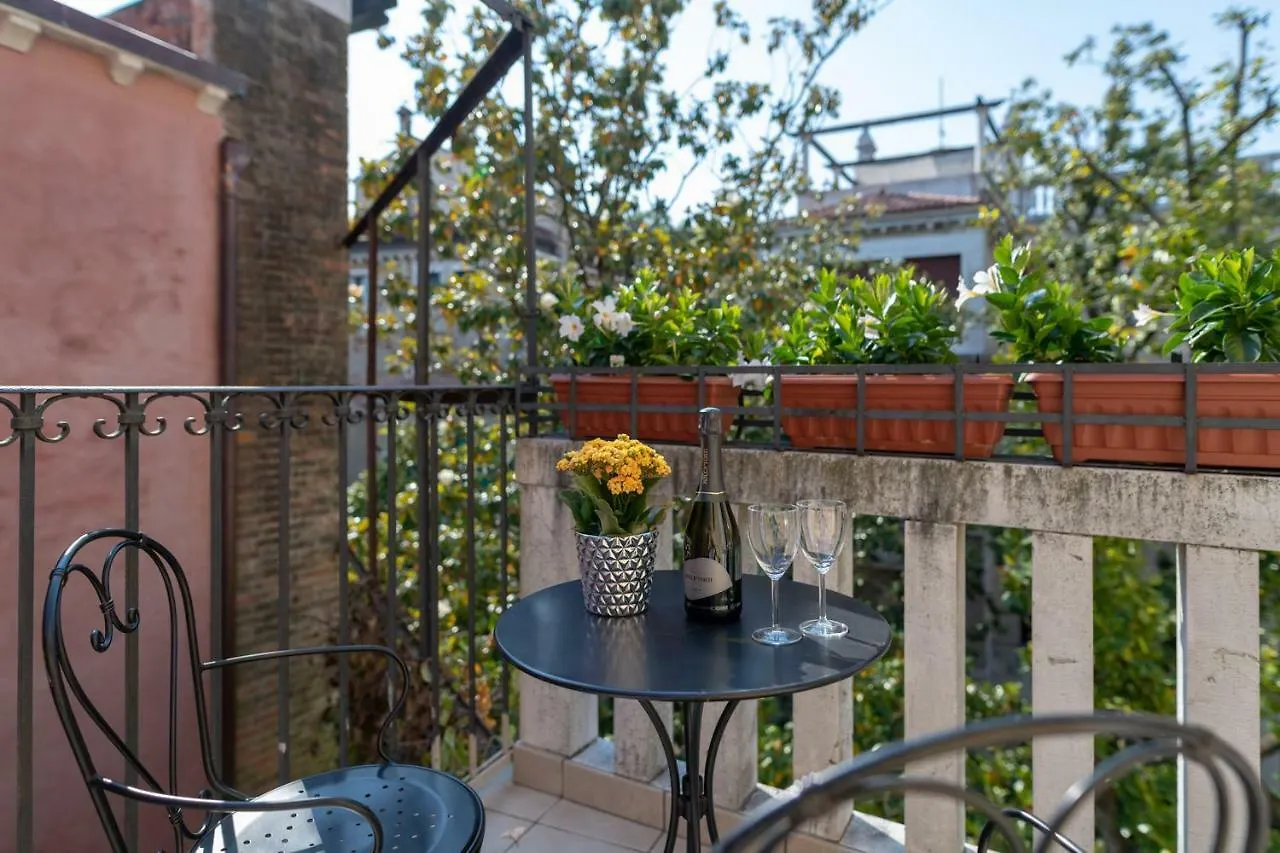 Venice Apartments San Samuele Italië