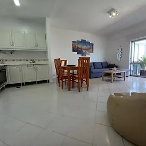 T2 Gaveto- Frente Mar, Wifi, Aconchegante & Familiar Apartamento Quarteira