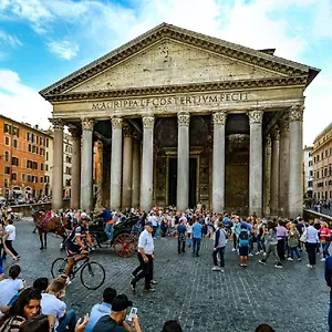 House 58 - Campo Dé Fiori , Rome Italie