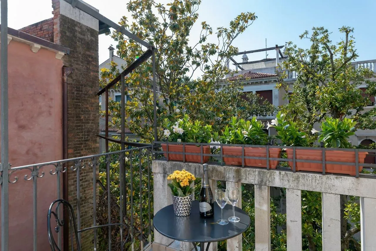 Venice Apartments San Samuele 0*,
